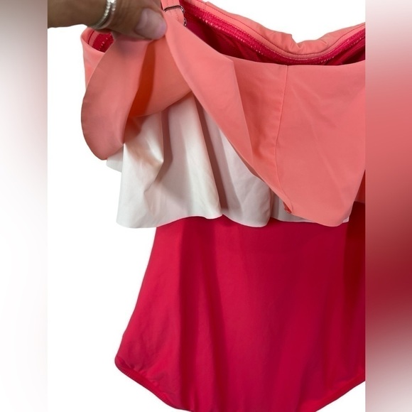 Contours by Coco Reef Women's Agate Ruffle Bandeau ONE Piece, Hibiscus Sz 12/36D - Picture 9 of 16